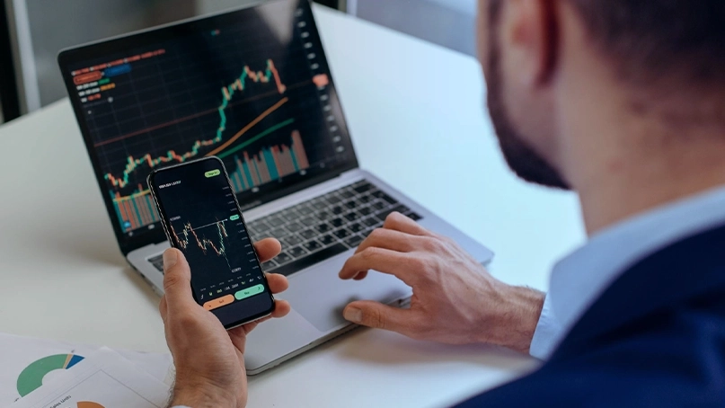 Dashboard di trading IA di RivonexisaPro